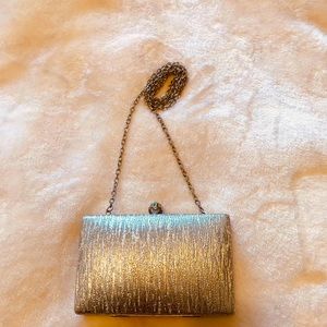Small silver hand/shoulder clutch 💎